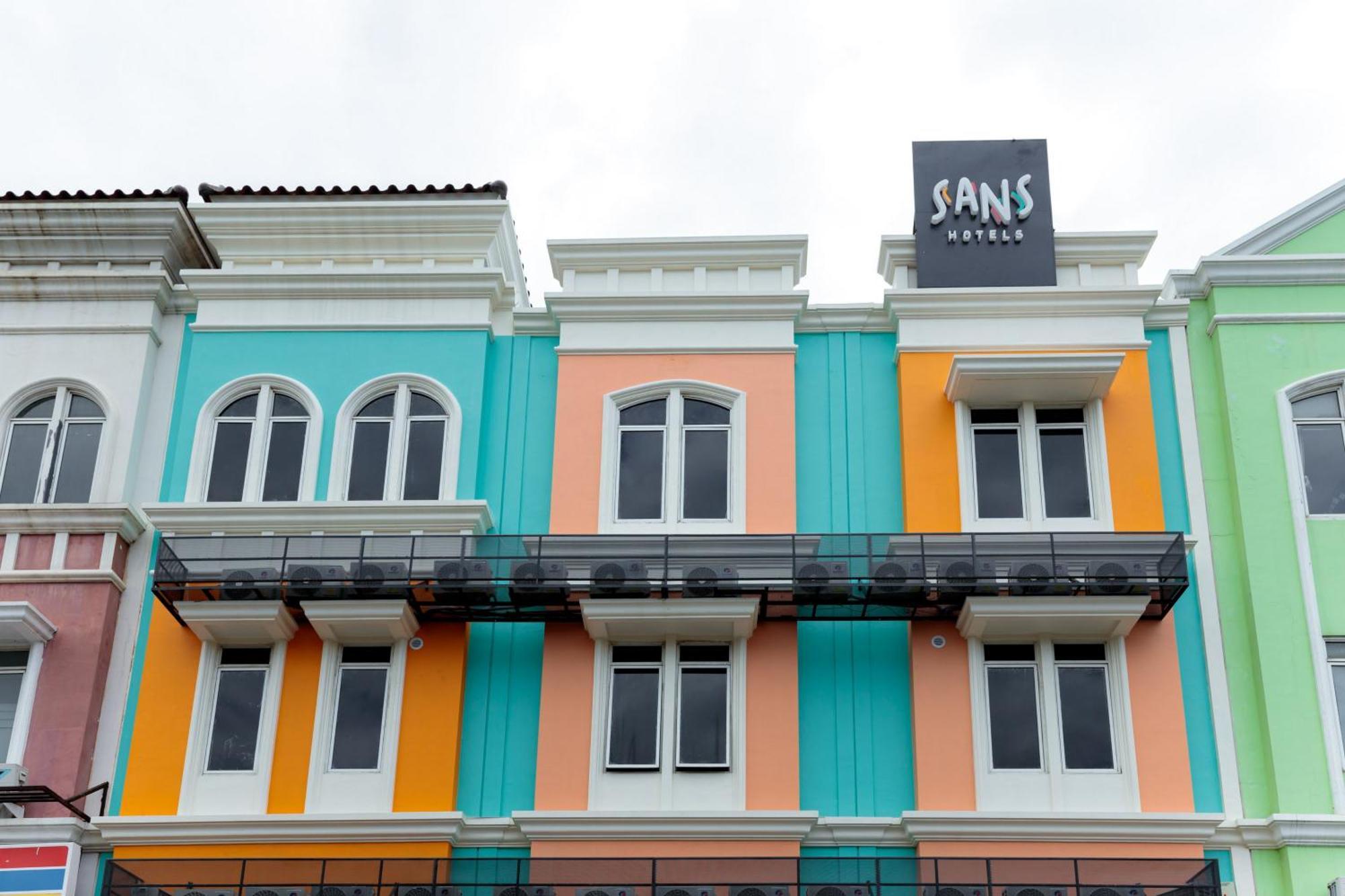 Sans Hotel Kelapa Gading Dżakarta Zewnętrze zdjęcie