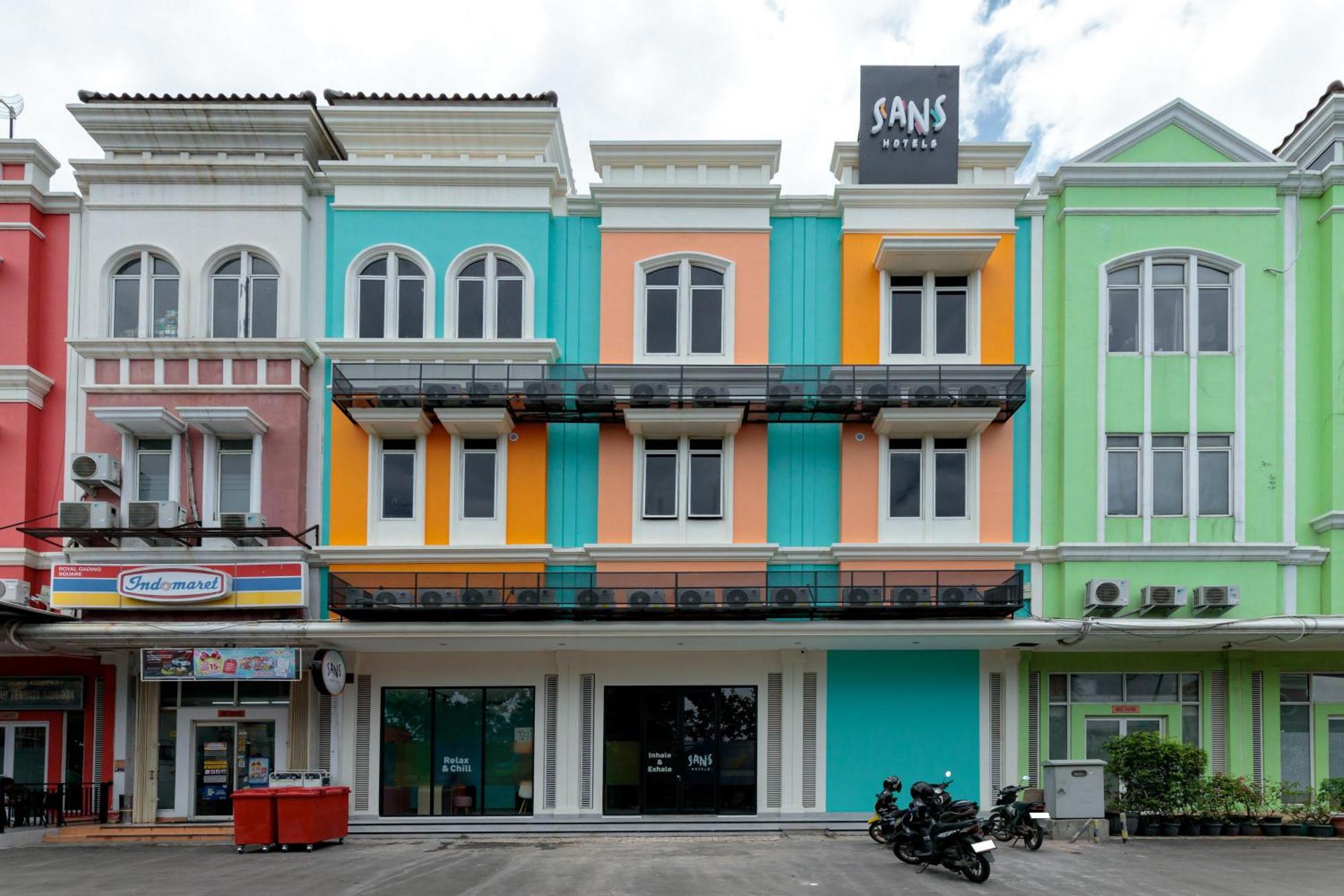 Sans Hotel Kelapa Gading Dżakarta Zewnętrze zdjęcie